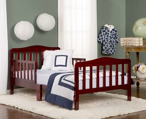 Elegant Toddler Bed for a Smooth Transition from Crib to Big Kid Bed