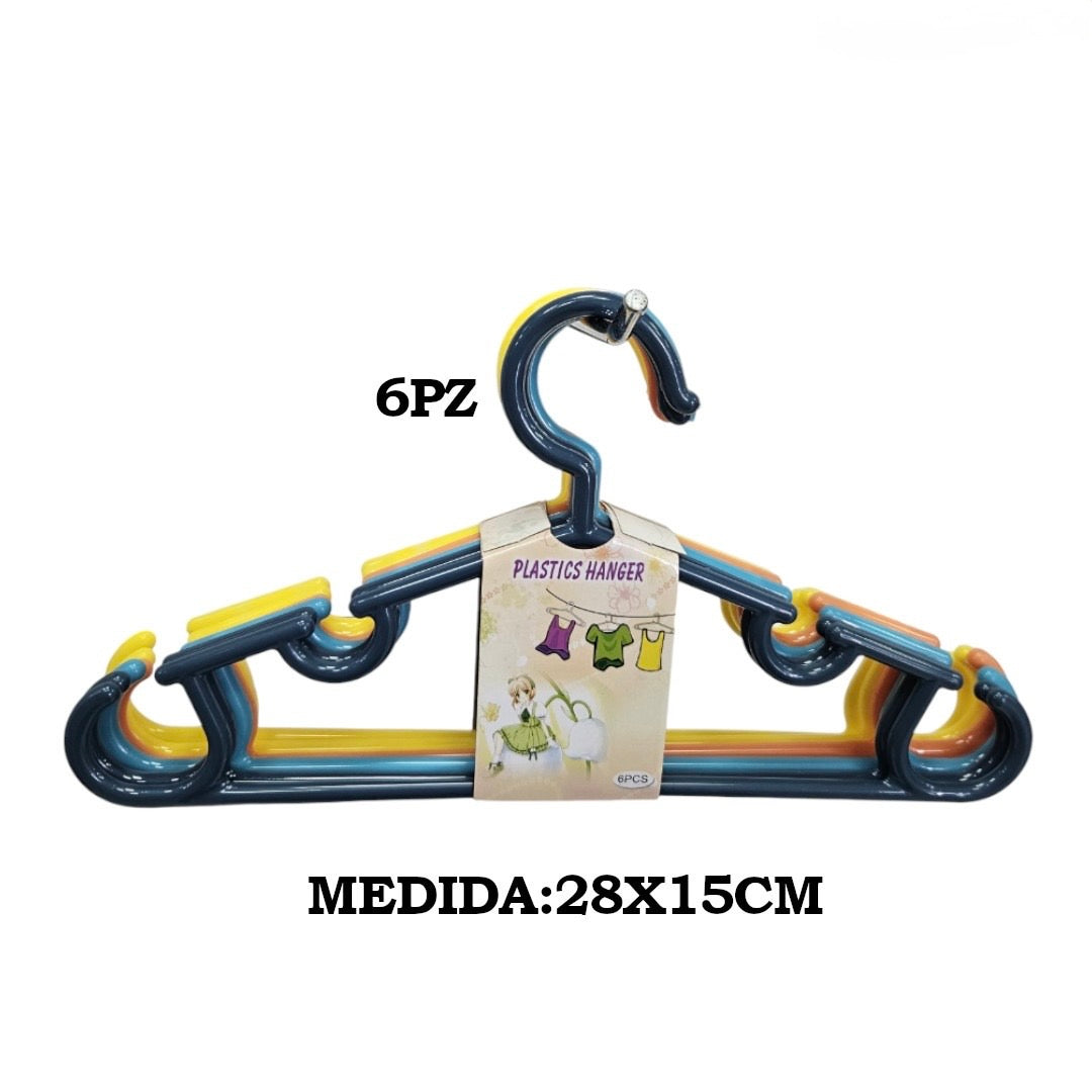 Stylish and Durable Plastic Clothing Hangers Set